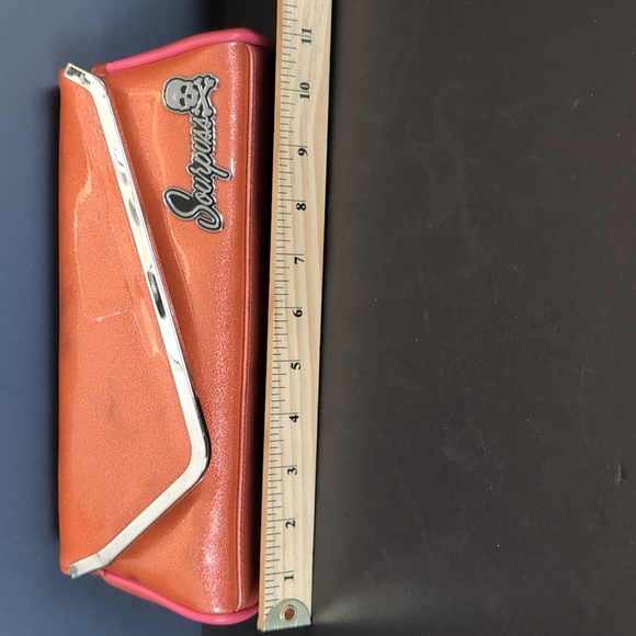 Sourpuss Womans Orange Faux Leather Retro Style Clutch. - Picture 10 of 12